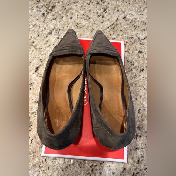 Coach Winnie Feathered Grey Suede Pointed Toe Kitten Heels - Picture 14 of 16